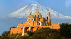 https://www.google.com/maps/place/Cholula+de+Rivadavia,+72760+Cholula,+Pue./@19.0762898,-98.3045004,17z/data=!3m1!4b1!4m5!3m4!1s0x85cfc6193e961c3f:0xc796202d21ee86aa!8m2!3d19.0765772!4d-98.3021192